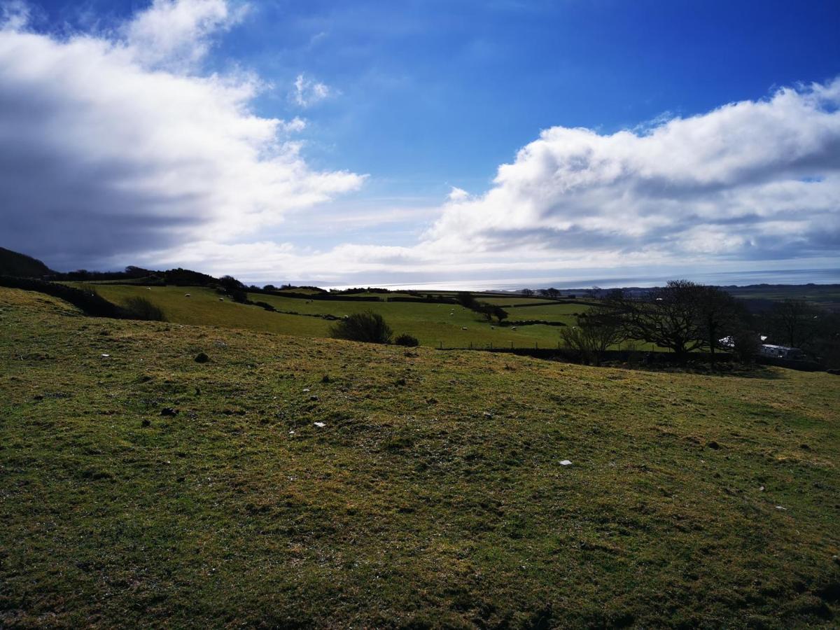 Ty Gwennol Near Gilfach Goch Daire Llanbedr  Dış mekan fotoğraf