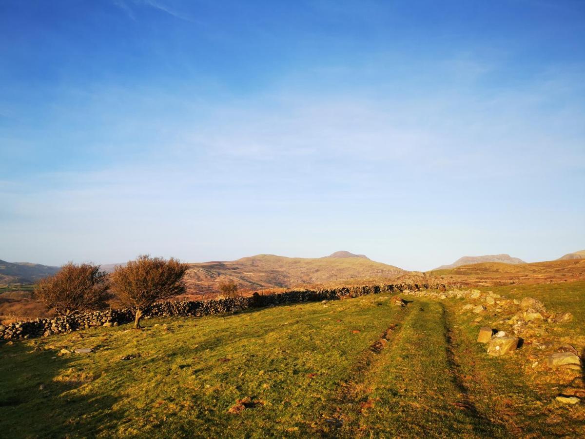 Ty Gwennol Near Gilfach Goch Daire Llanbedr  Dış mekan fotoğraf